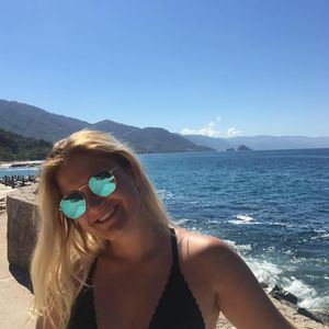 Meet your Posher, Sydney